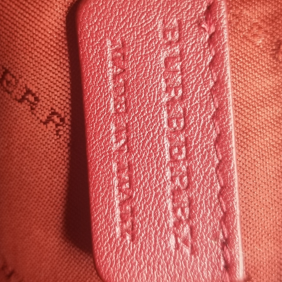 BURBERRY Hearts Clutch or Cosmetic Case NWOT *** VALENTINES *** - Picture 10 of 11